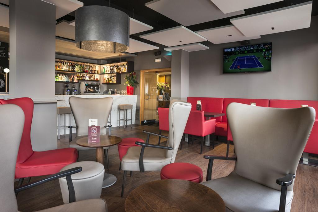 Hotel Ibis Styles Figueres Ronda Exterior foto